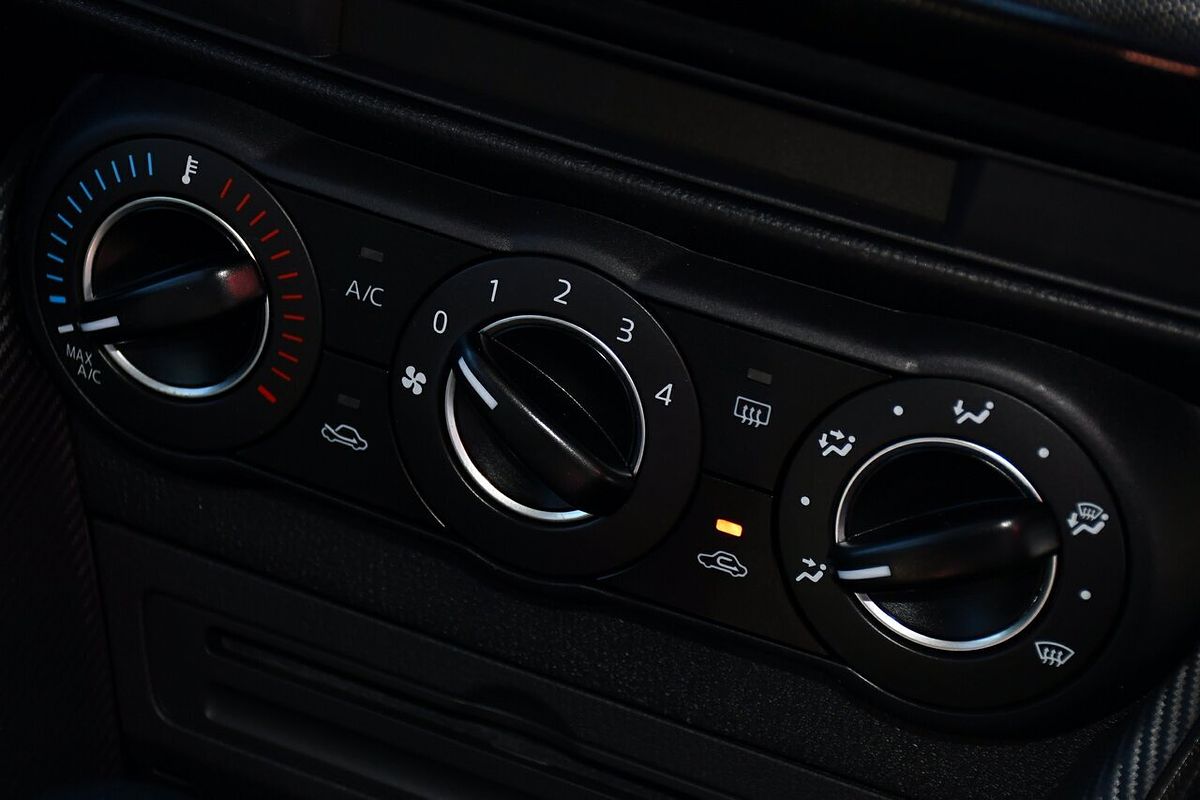 2016 Mazda 2 Maxx DJ Series