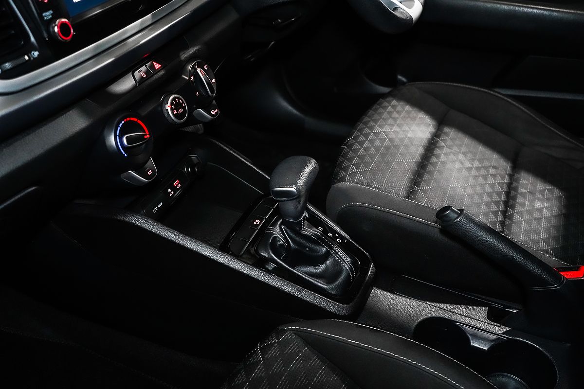 2018 Kia Rio S YB