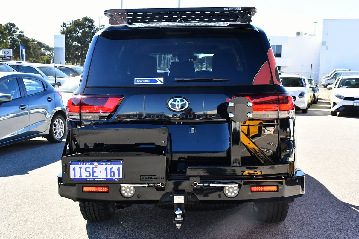 2022 Toyota Landcruiser GR Sport FJA300R