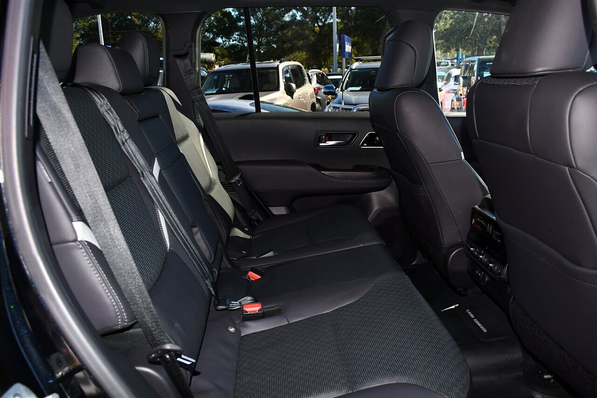 2022 Toyota Landcruiser GR Sport FJA300R
