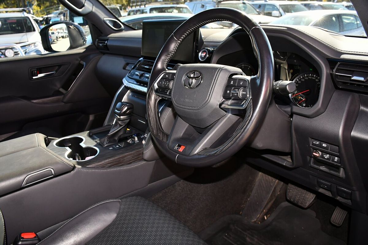 2022 Toyota Landcruiser GR Sport FJA300R
