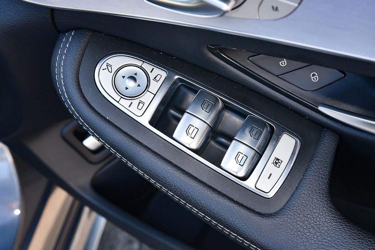 2021 Mercedes-Benz C-Class C300 W205