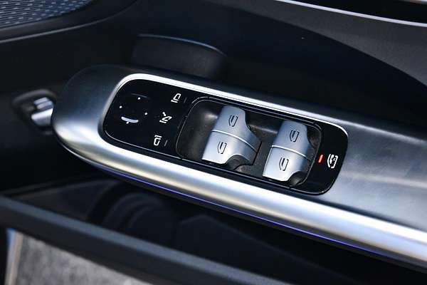 2024 Mercedes-Benz C-Class C200 W206