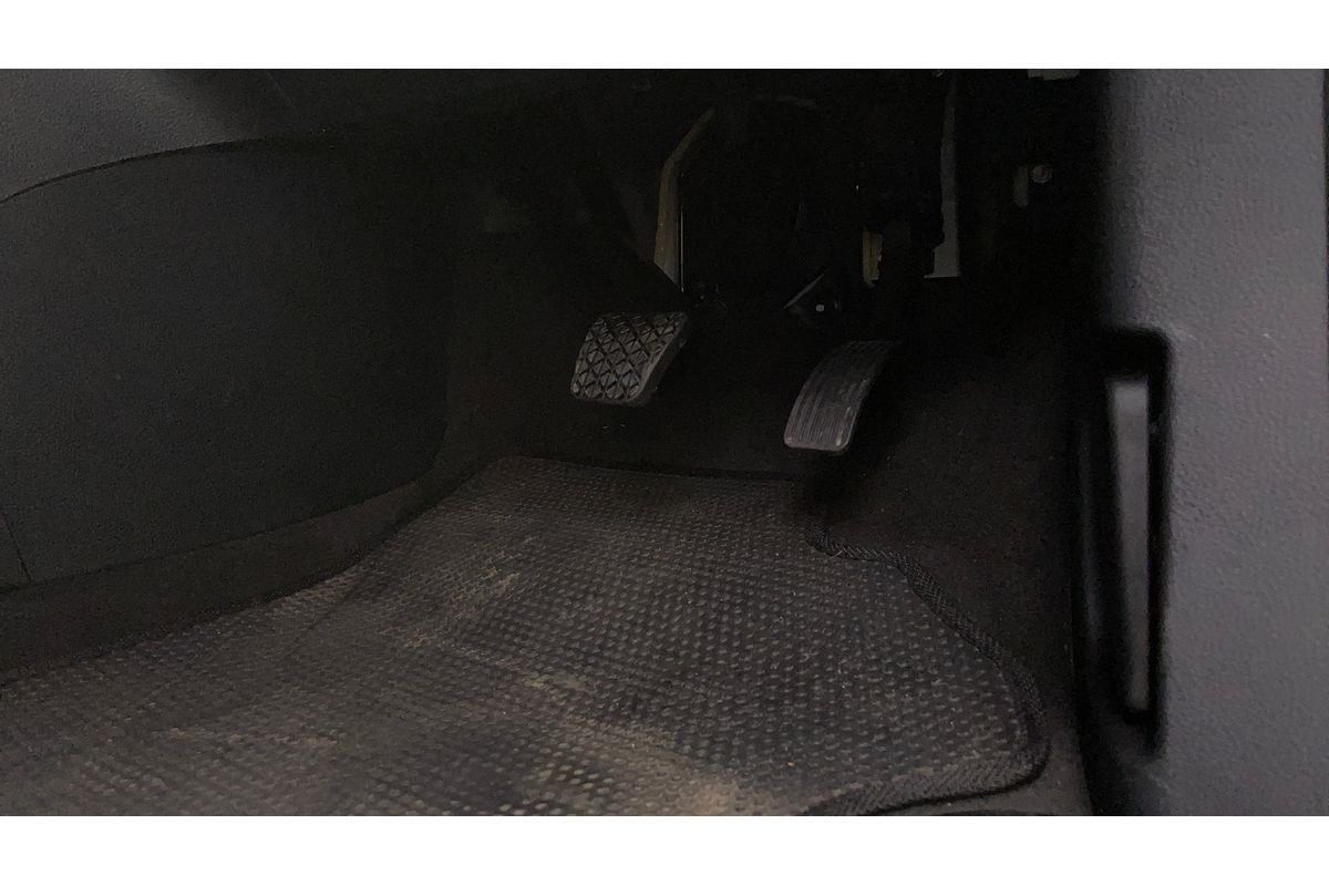 2022 LDV G10 BARN DOOR SV7C MY21