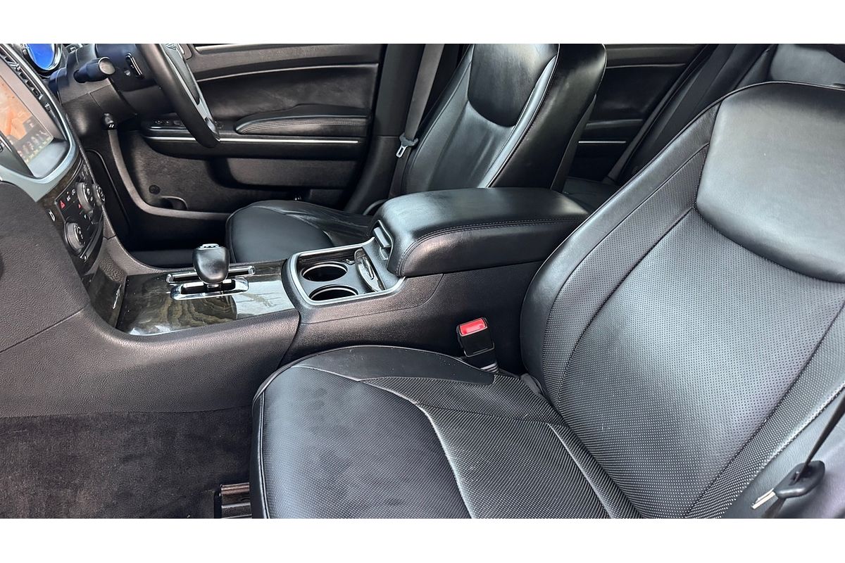 2014 Chrysler 300 C LX