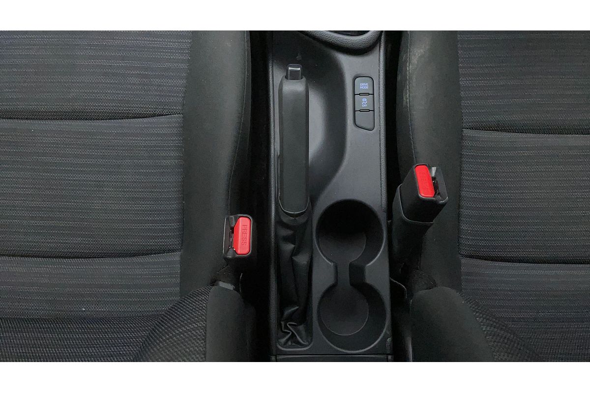 2022 Toyota Yaris Ascent Sport MXPA10R