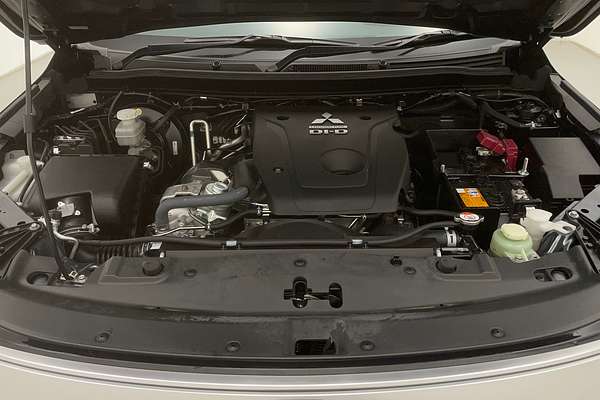 2024 Mitsubishi Pajero Sport Exceed QF