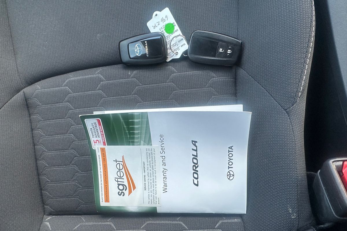 2020 Toyota Corolla Ascent Sport Hybrid ZWE211R