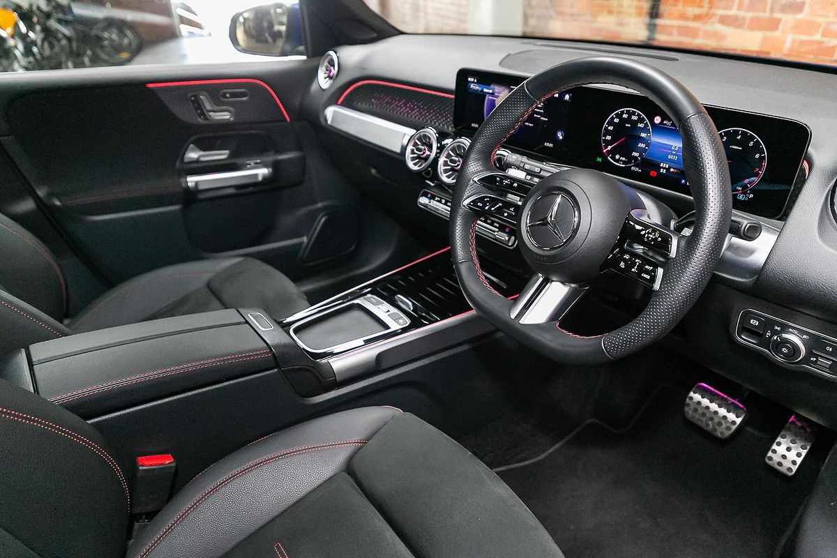 2025 Mercedes-Benz GLB-Class GLB200 X247