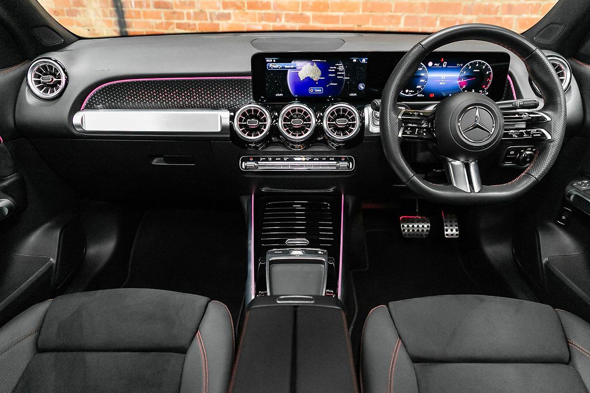 2025 Mercedes-Benz GLB-Class GLB200 X247