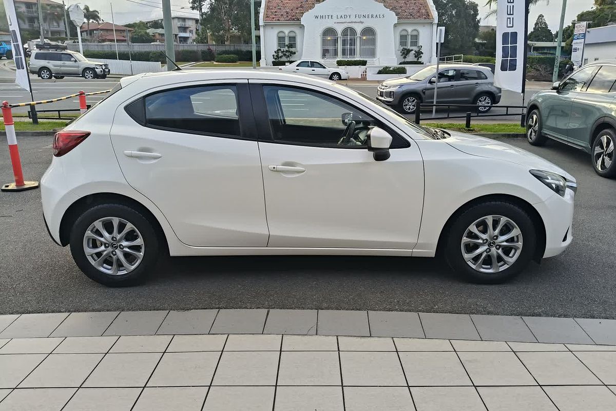 2016 Mazda 2 Maxx DJ Series