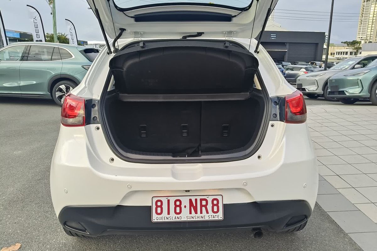2016 Mazda 2 Maxx DJ Series