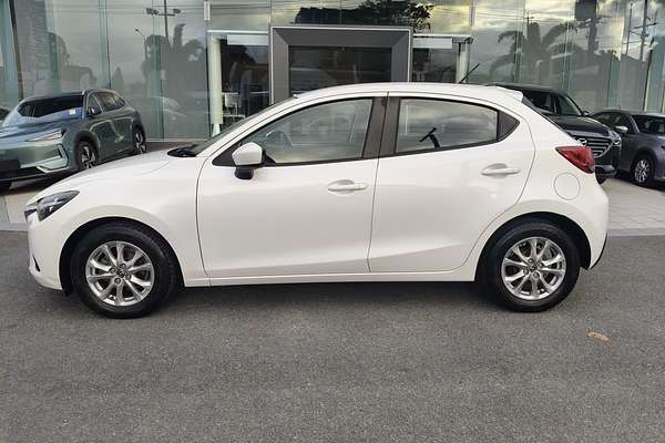2016 Mazda 2 Maxx DJ Series