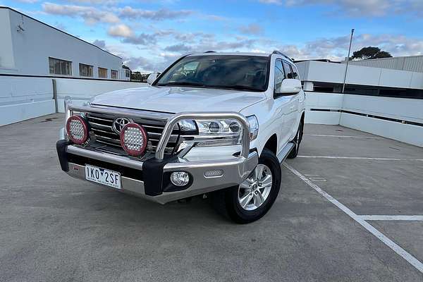2017 Toyota Landcruiser GXL URJ202R
