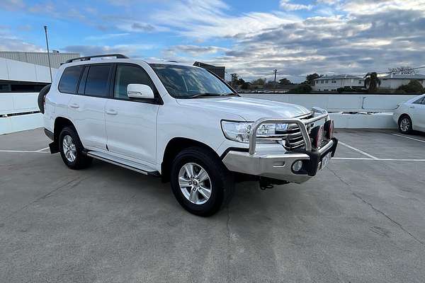 2017 Toyota Landcruiser GXL URJ202R