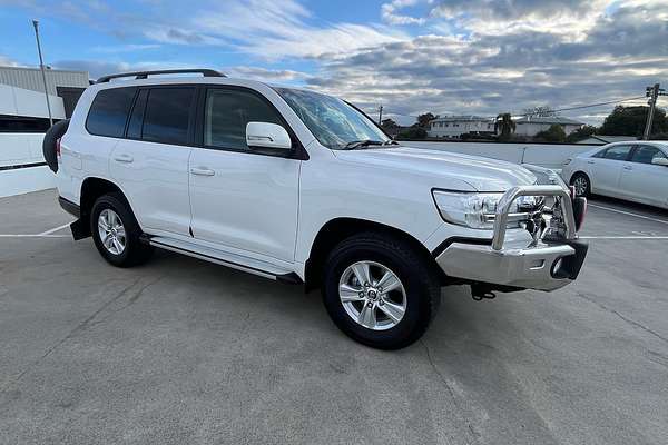 2017 Toyota Landcruiser GXL URJ202R