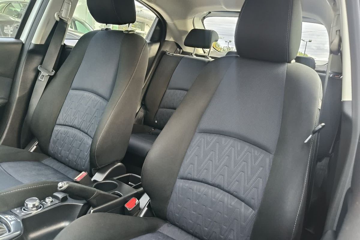 2016 Mazda 2 Maxx DJ Series