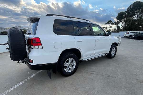 2017 Toyota Landcruiser GXL URJ202R