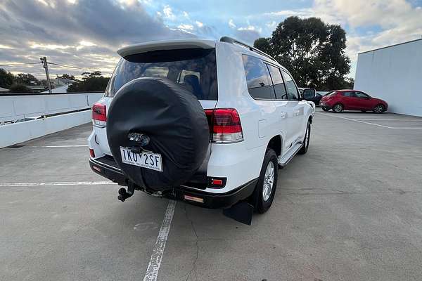2017 Toyota Landcruiser GXL URJ202R