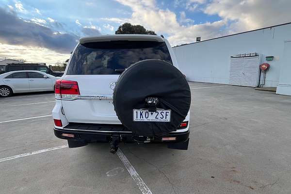 2017 Toyota Landcruiser GXL URJ202R