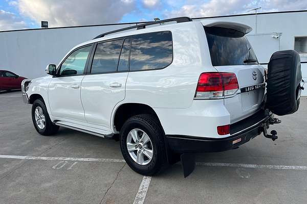 2017 Toyota Landcruiser GXL URJ202R