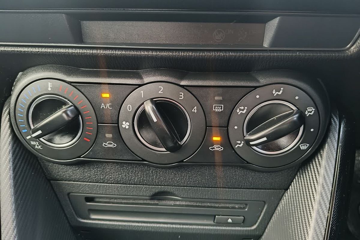 2016 Mazda 2 Maxx DJ Series