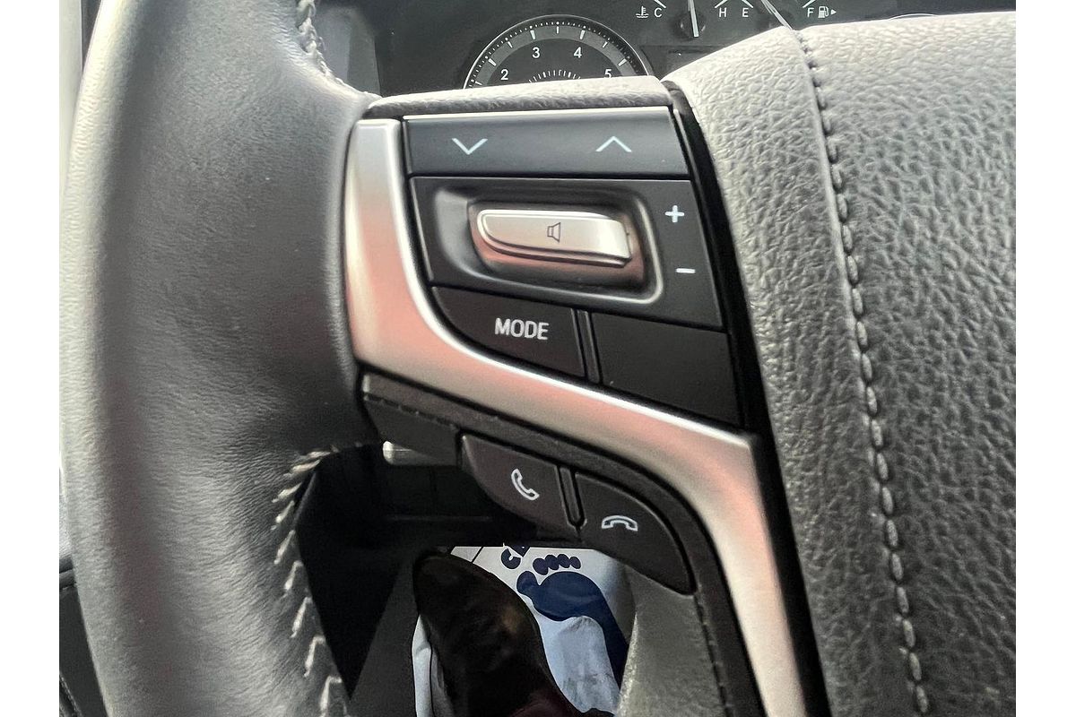 2017 Toyota Landcruiser GXL URJ202R