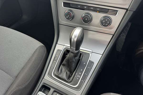 2016 Volkswagen Golf 92TSI Trendline 7