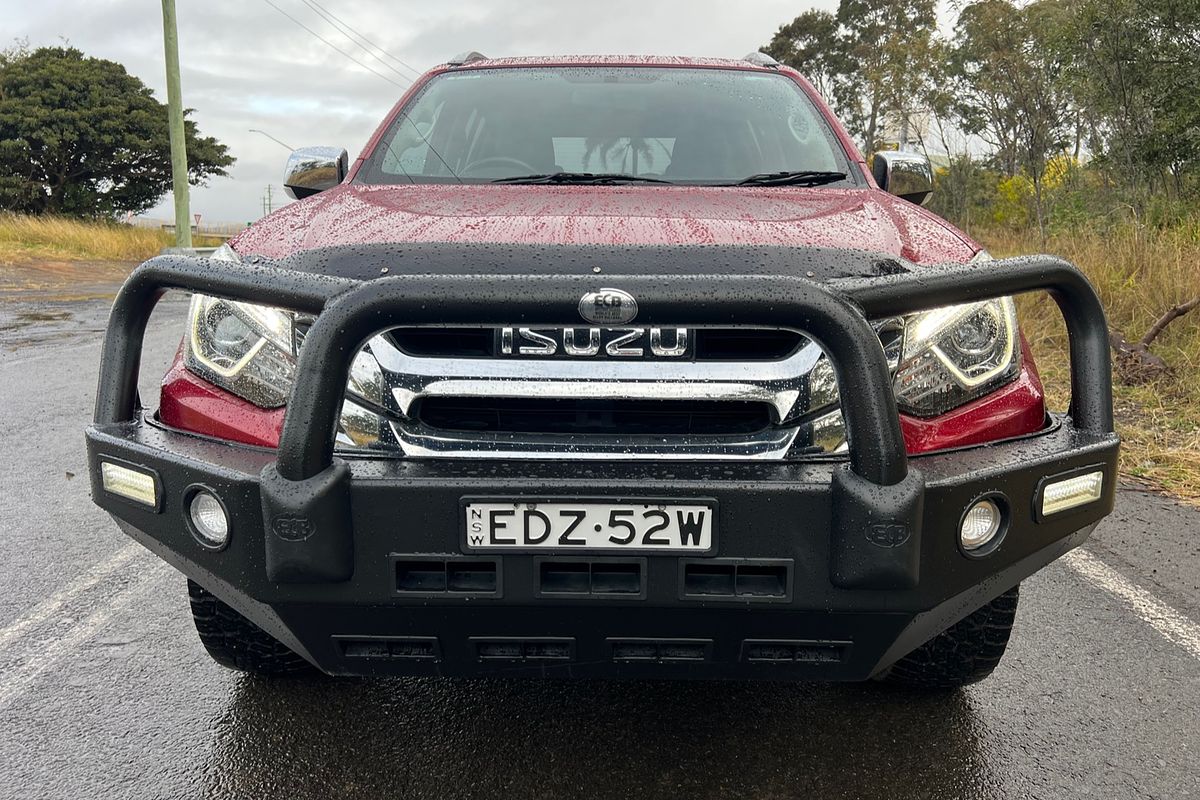 2018 Isuzu MU-X LS-T