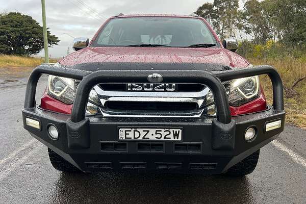 2018 Isuzu MU-X LS-T