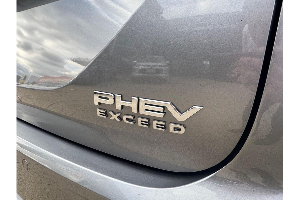 2022 Mitsubishi Outlander PHEV Exceed ZM