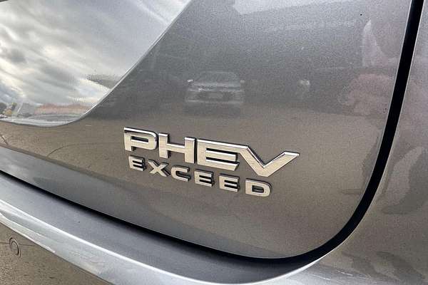 2022 Mitsubishi Outlander PHEV Exceed ZM