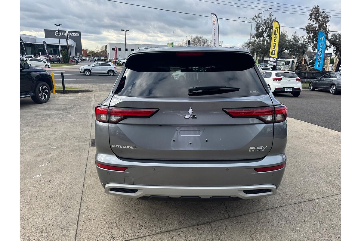 2022 Mitsubishi Outlander PHEV Exceed ZM