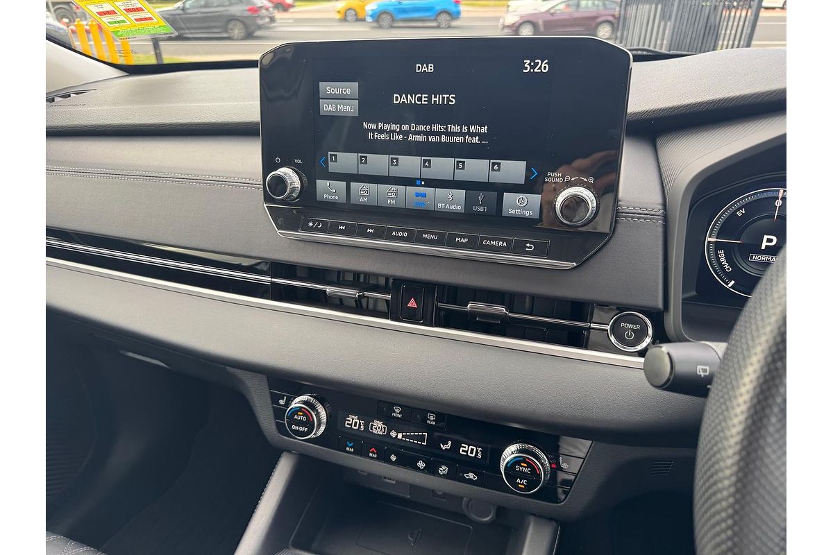 2022 Mitsubishi Outlander PHEV Exceed ZM