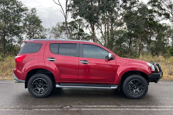 2018 Isuzu MU-X LS-T