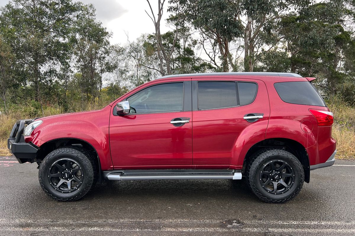 2018 Isuzu MU-X LS-T