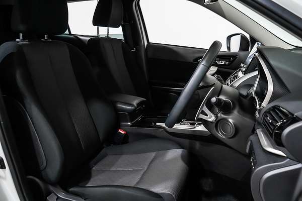 2024 Mitsubishi Eclipse Cross LS YB