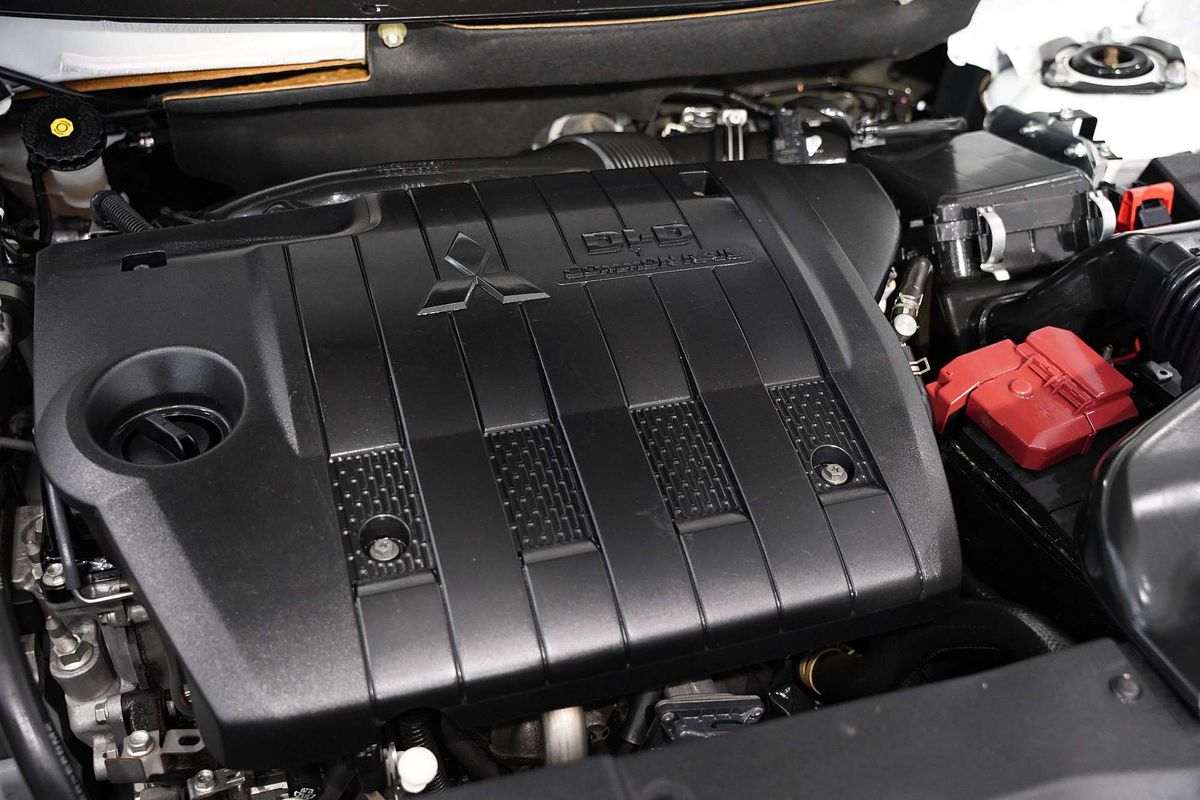 2019 Mitsubishi Outlander LS ZL