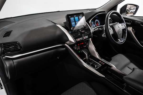 2024 Mitsubishi Eclipse Cross LS YB