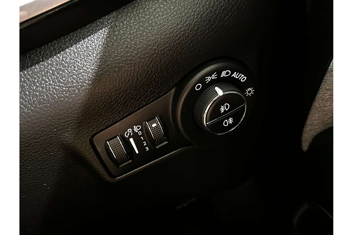 2021 Jeep Compass Launch Edition M6