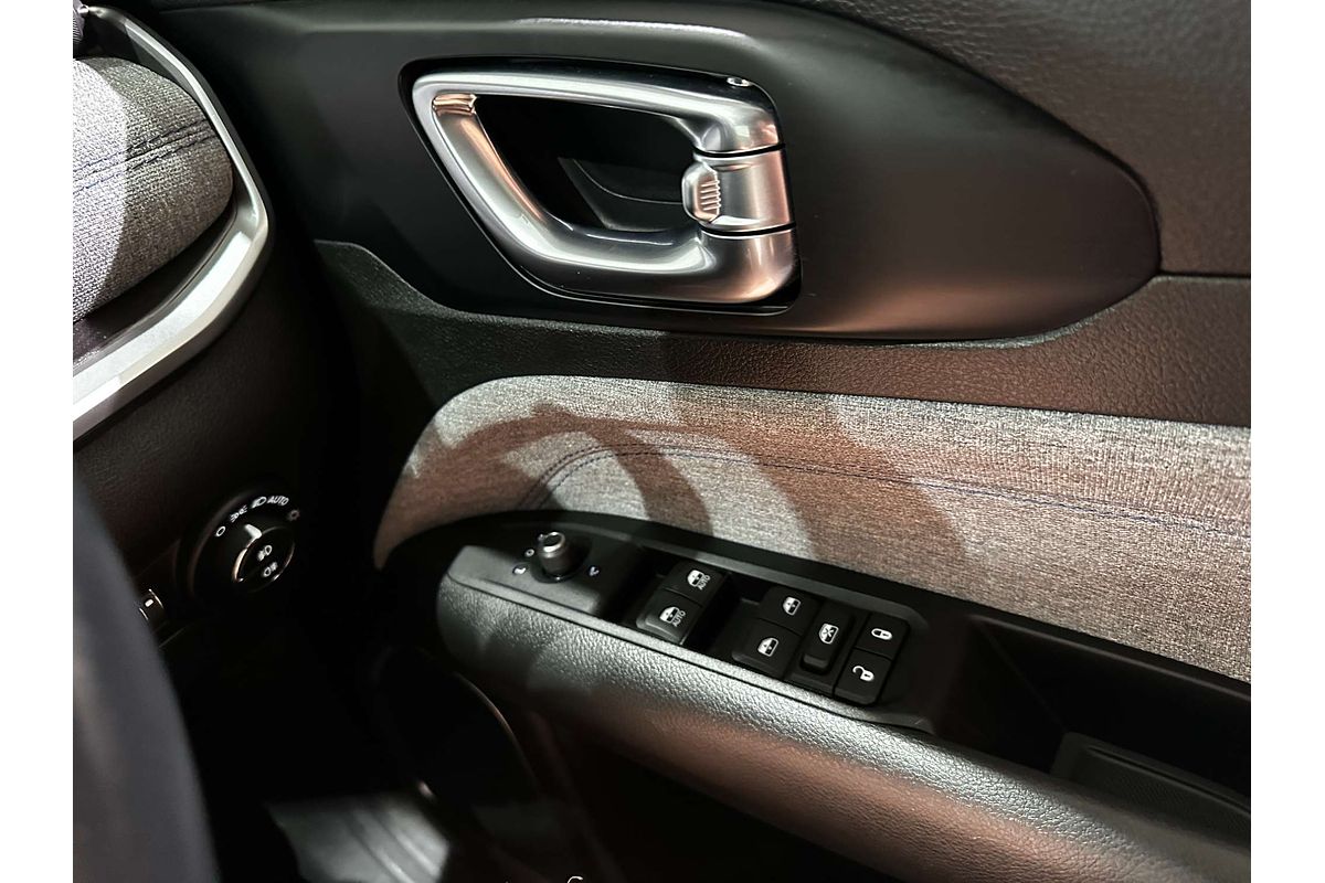2021 Jeep Compass Launch Edition M6
