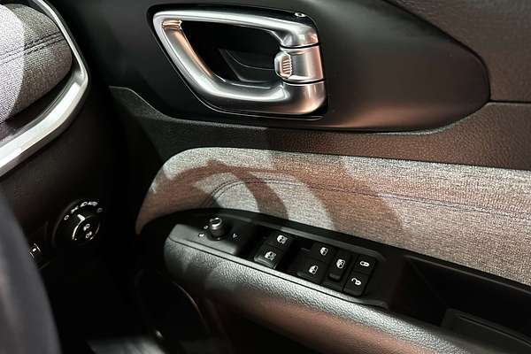 2021 Jeep Compass Launch Edition M6