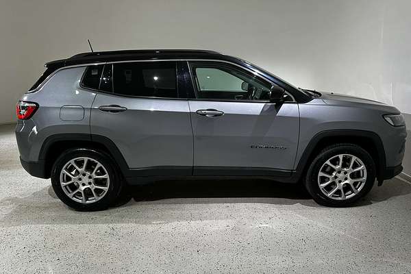 2021 Jeep Compass Launch Edition M6