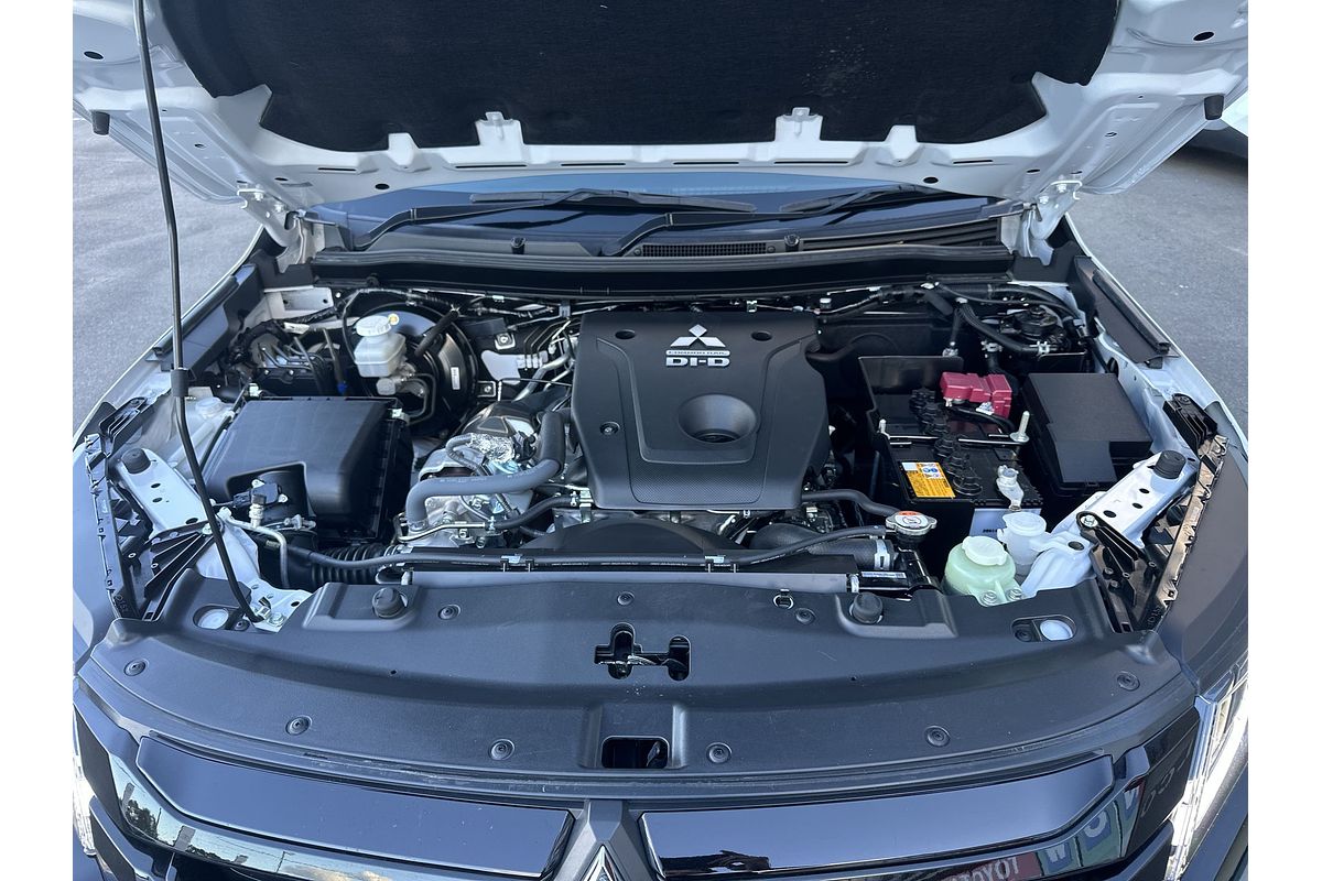 2023 Mitsubishi Triton GSR MR 4X4