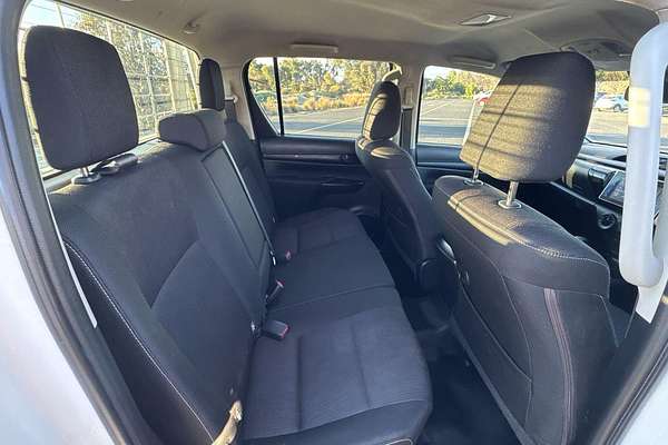2019 Toyota Hilux SR GUN126R 4X4