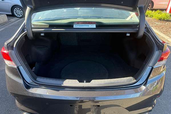 2019 Hyundai Sonata Active LF4