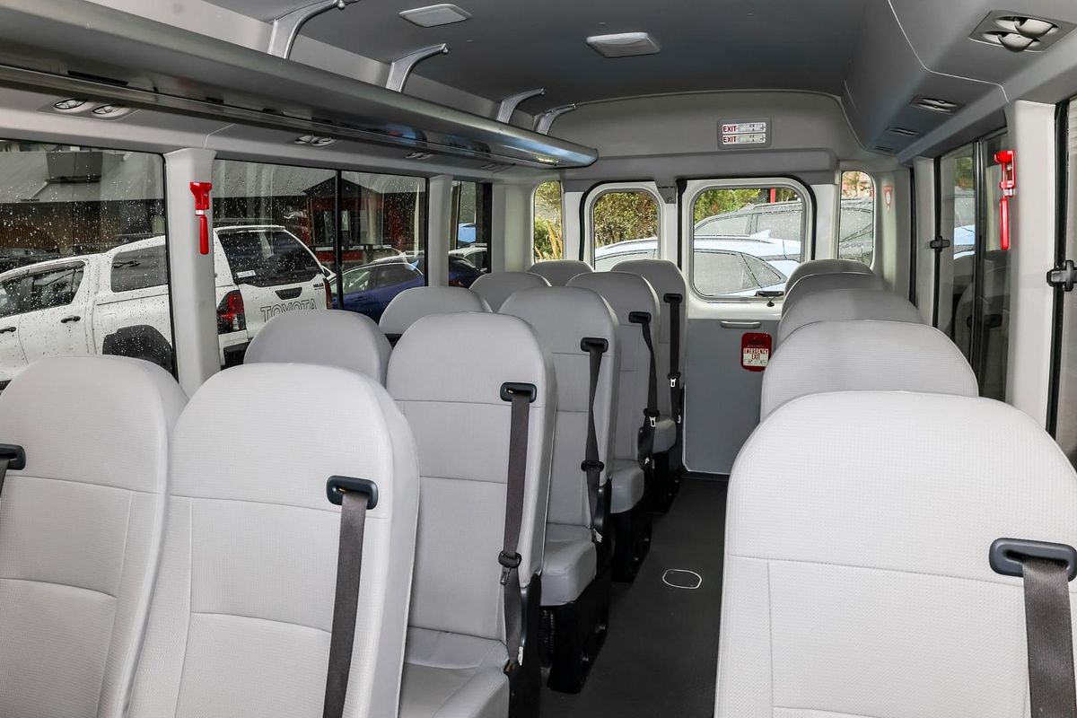 2022 Toyota Coaster GDB70R