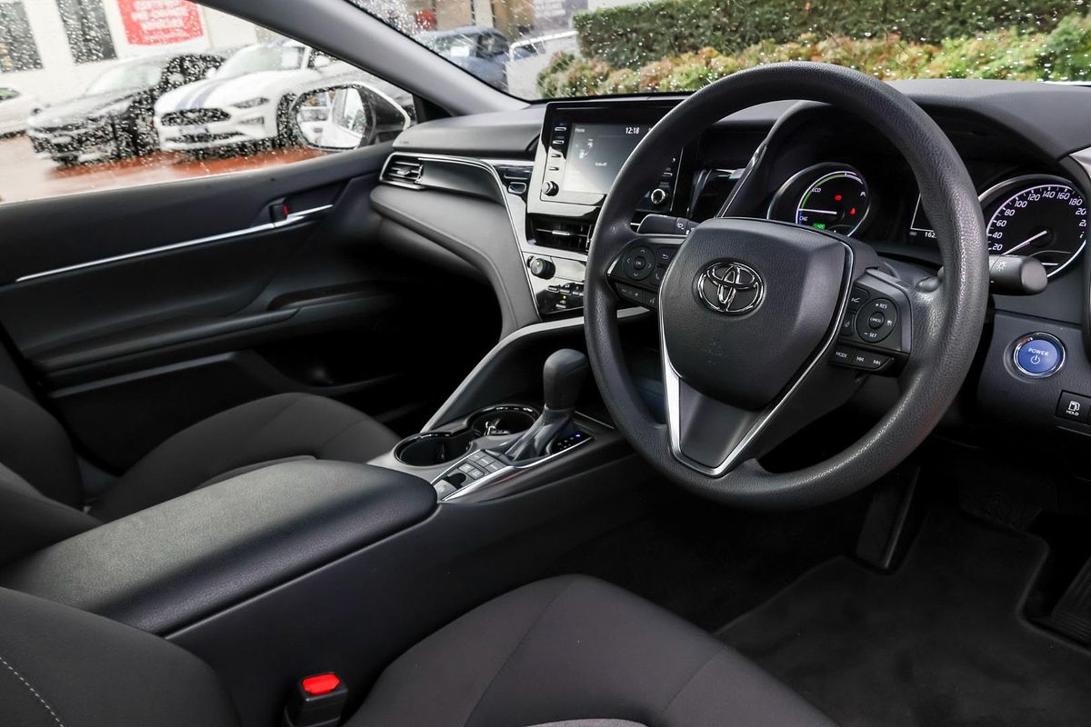 2024 Toyota Camry Ascent AXVH70R