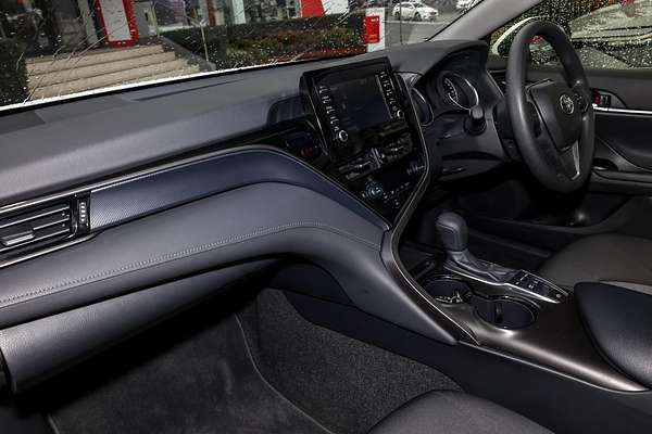 2024 Toyota Camry Ascent AXVH70R