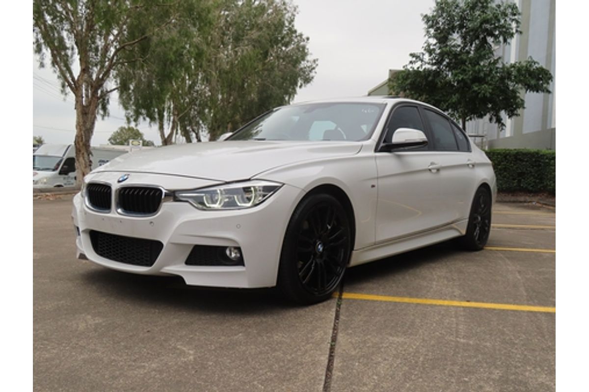 2013 BMW 3 Series 320i F30
